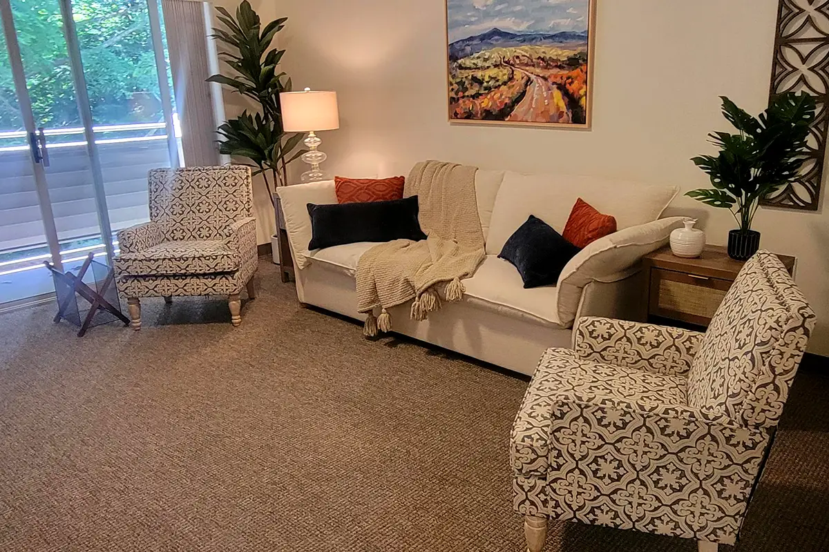 Village Green West Seattle Renovated Apartment Living Room